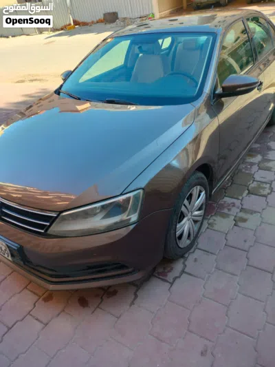Volkswagen Jetta Standard 2