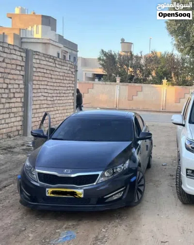 Kia Optima Standard 2