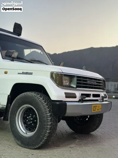 تويوتا لاند كروزر Land Cruiser 70 2