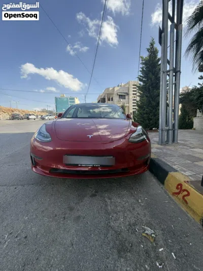 Tesla Model 3 Standard Plus 2