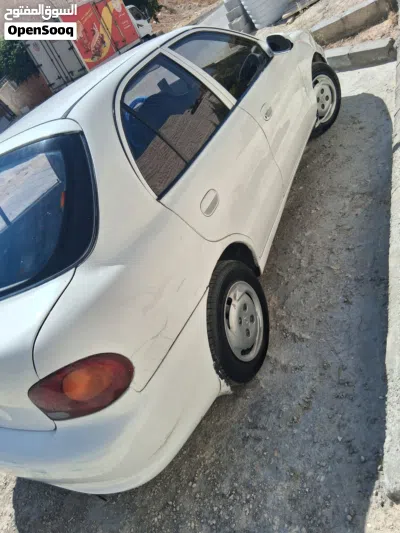 Hyundai Accent Standard 2