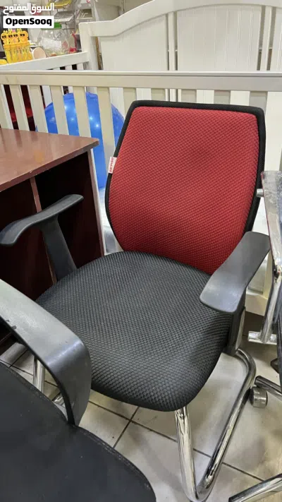 Office chairs 1 chair 9bd 2