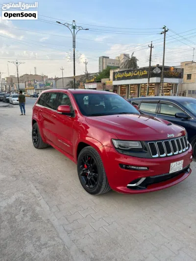 Jeep Grand Cherokee SRT 8 4