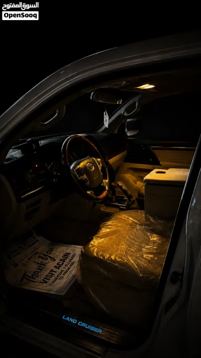 Toyota Land Cruiser GXR 4