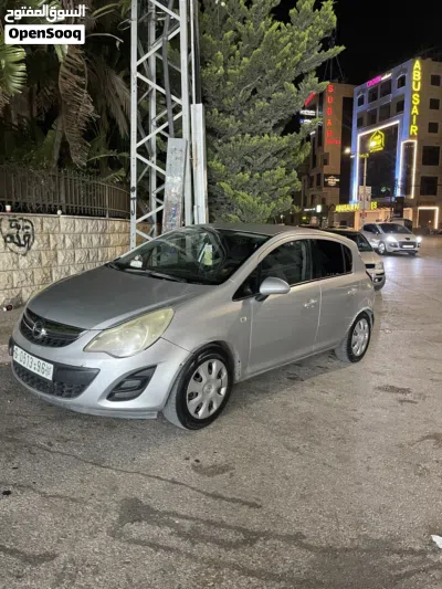 أوبل كورسا Standard 3