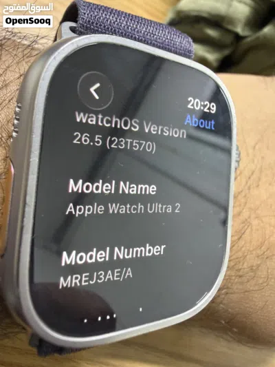 Apple Watch Ultra 2 (49mm Titanium) 3