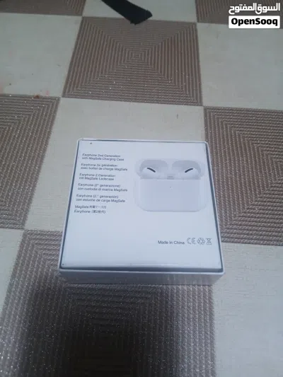airpods pro 2 مطابق للأصلي copy one جديد. ............... ......................................... 2