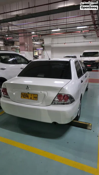 Mitsubishi Lancer Standard 2