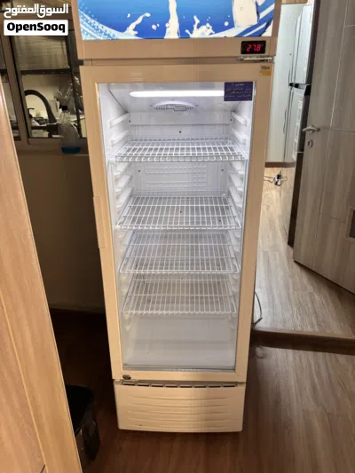 ثلاجة عرض للمحلات و المطاعمrefrigerator with window, suitable for restaurants and shops 2