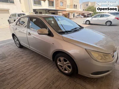 BYD F5 4