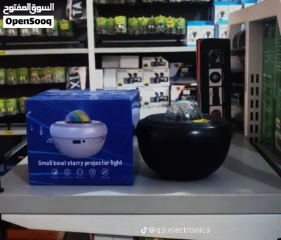 اضاءة الفضائي الحجم الكبير مع MP3 باشتراك جهازك عن طريق البلوتوث. 2