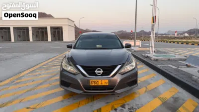Nissan Altima S 2