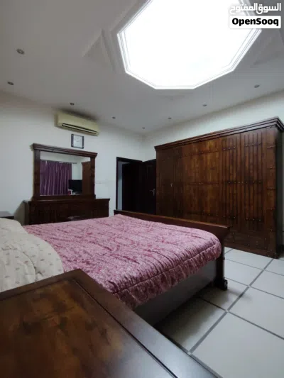 Master bedroom 4