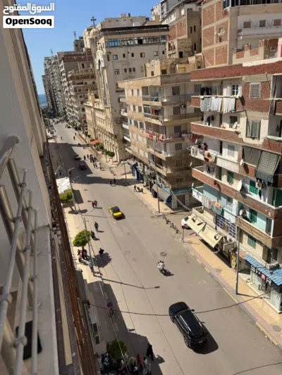 شقة 160م ألترا لوكس ترى البحر للبيع بشارع خليل حمادة الرئيسي 3