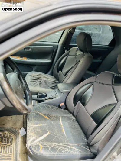 Toyota Camry E 3