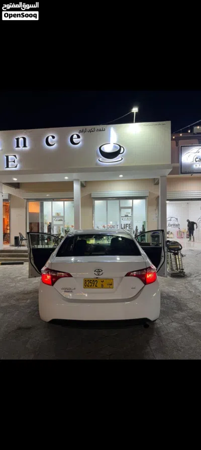 Toyota Corolla LE 3