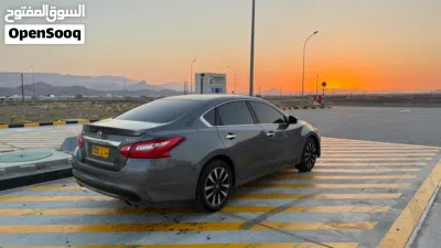 Nissan Altima S 4