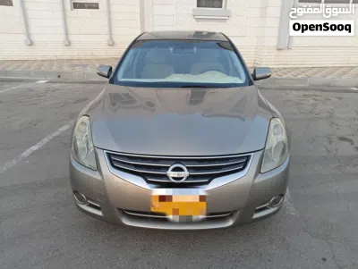نيسان التيما S 4