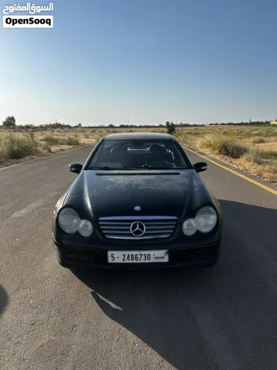 مرسيدس بنز الفئة-C C 200 2