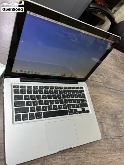 MAC BOOK PRO 2012 بحالة لجديد مستخدم مرات قليله جدا و لا قحطه بسعر 139 JD 4