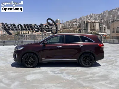 كيا سورينتو Standard 4