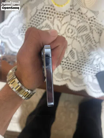 ايفون 13 pro max وكاله ولا شخط جهاز طلقه ولا غلطه بطارية 78 256 g 3