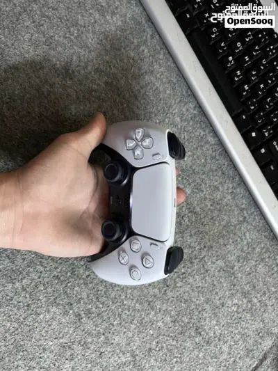 سوني 5 للبيع مستعمل خفيف او للبدل على pc gaming قويي وبنفس السعر 2