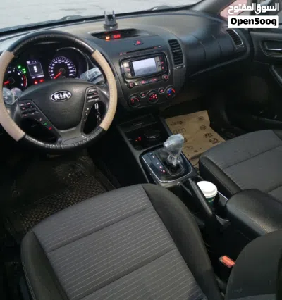 Kia Cerato Standard 3