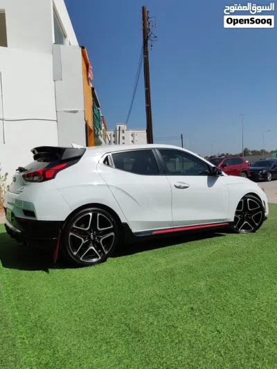 Hyundai Veloster 2.0 Premium 4