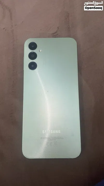 **Samsung Galaxy A14 5G**: 2