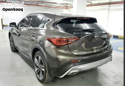 إنفينيتي QX30 Pure 4