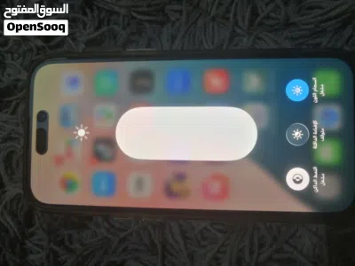 آيفون 15 عادي 4
