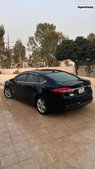 Ford Fusion SEL 3