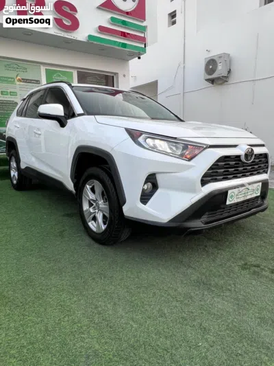 Toyota RAV 4 XLE 4