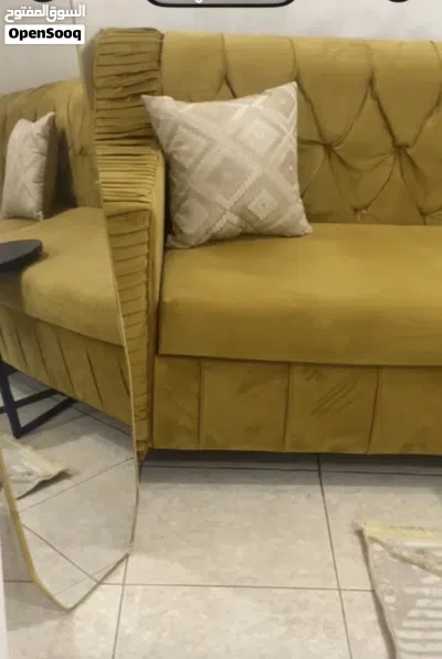 كنبات تفصال الضجيج نظيفة جدااطول 7 امتار وزاويه اسفنج البغلي 3