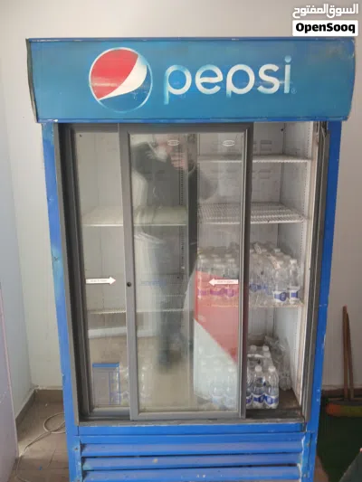 للبيع ثلاجة عرض مشروبات نوع Pepsi 3