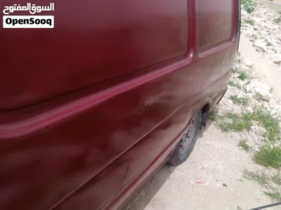 Toyota Hiace GL 2