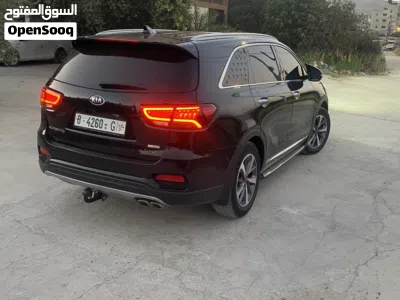Kia Sorento Standard 4