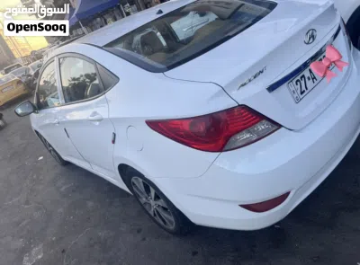 Hyundai Accent Limited 3