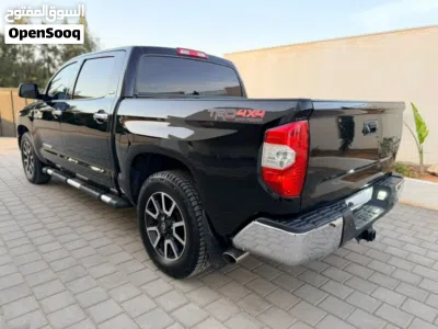 Toyota Tundra SR5 3