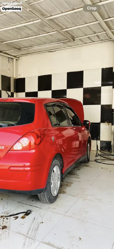 Nissan Tiida 3