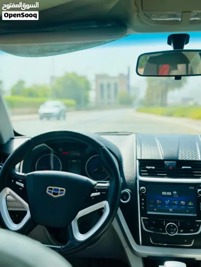 Geely Emgrand X7 4