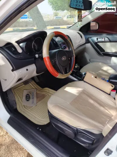 Kia Cerato EX 4