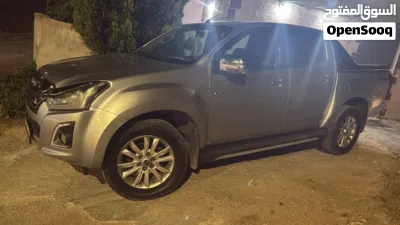 ايسوزو D-ماكس Standard 4
