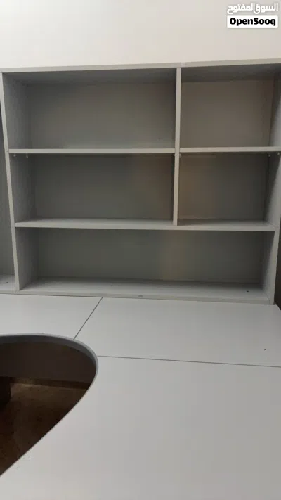طاولة مكتب زاوية مع ارفف تخزين Corner office table with shelves 4