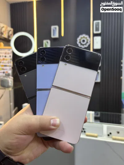 Samsung Z Flip 4 256 GB RAM 8 GB بسعر حرق 2