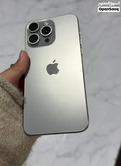 iPhone 15 pro max 256gb نظيف جدا 3