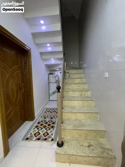 بيت طابقين للبيع في حي المهندسين 4