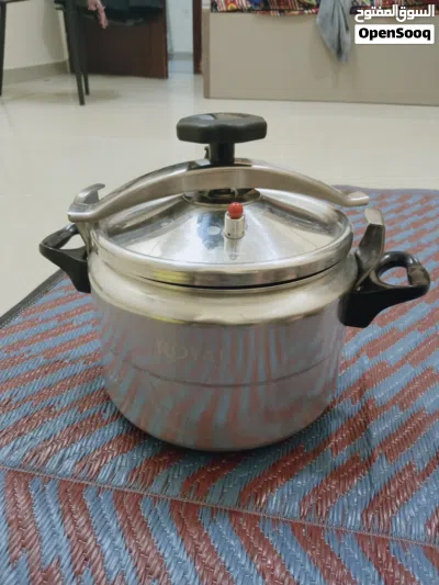 pressure cooker kitchen utensils 3