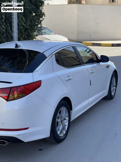 Kia Optima Standard 3